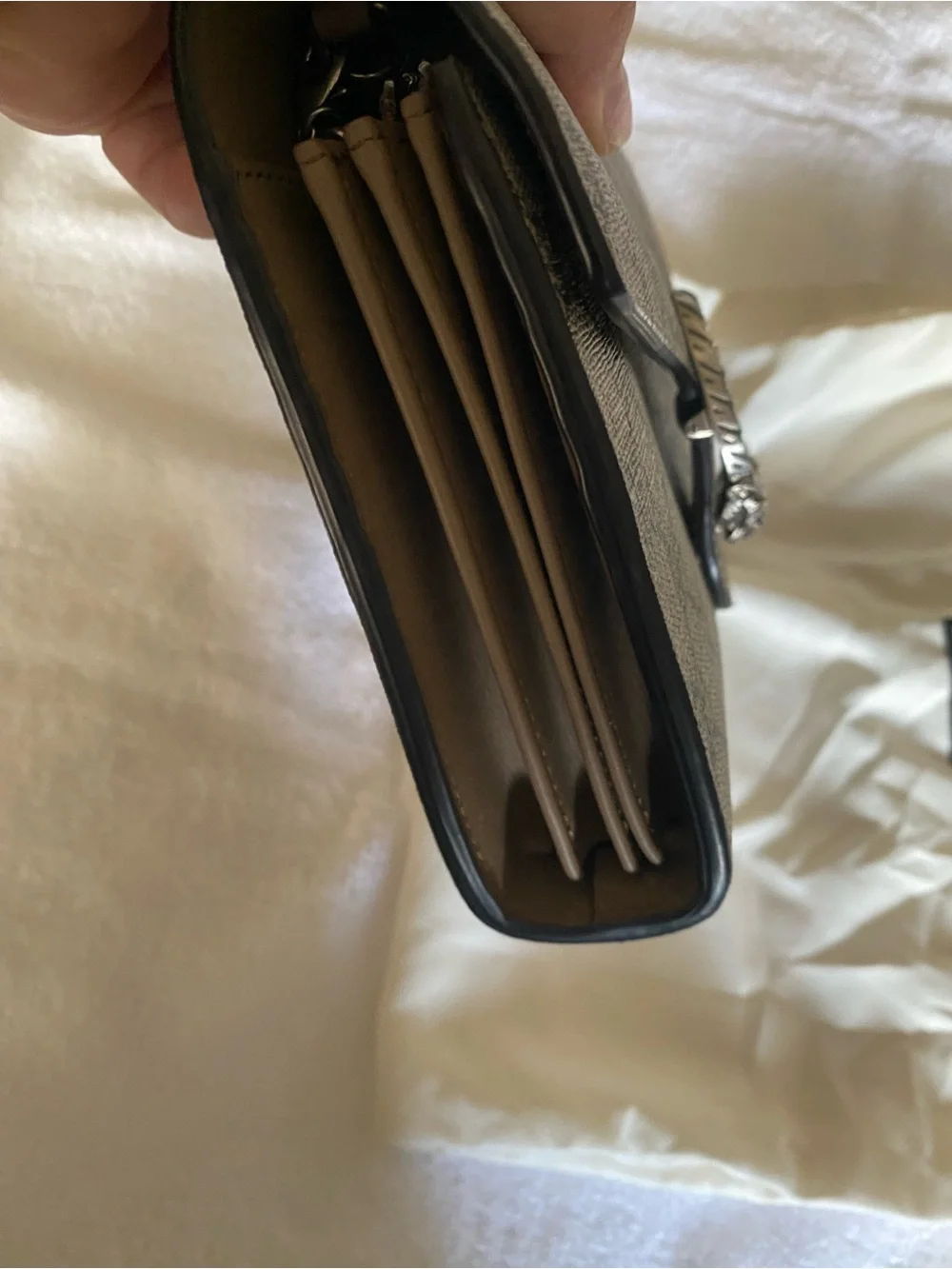 Gucci Beige Brown GG Supreme Canvas Wallet with Silver-Tone Tiger Head - Picture 6 of 11